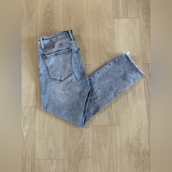 Silver Jeans High Note Straight Crop - Picture 3 of 5